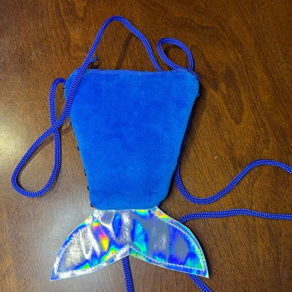 Mermaid Tail Sequined Crossbody Bag - Picture 2 of 3